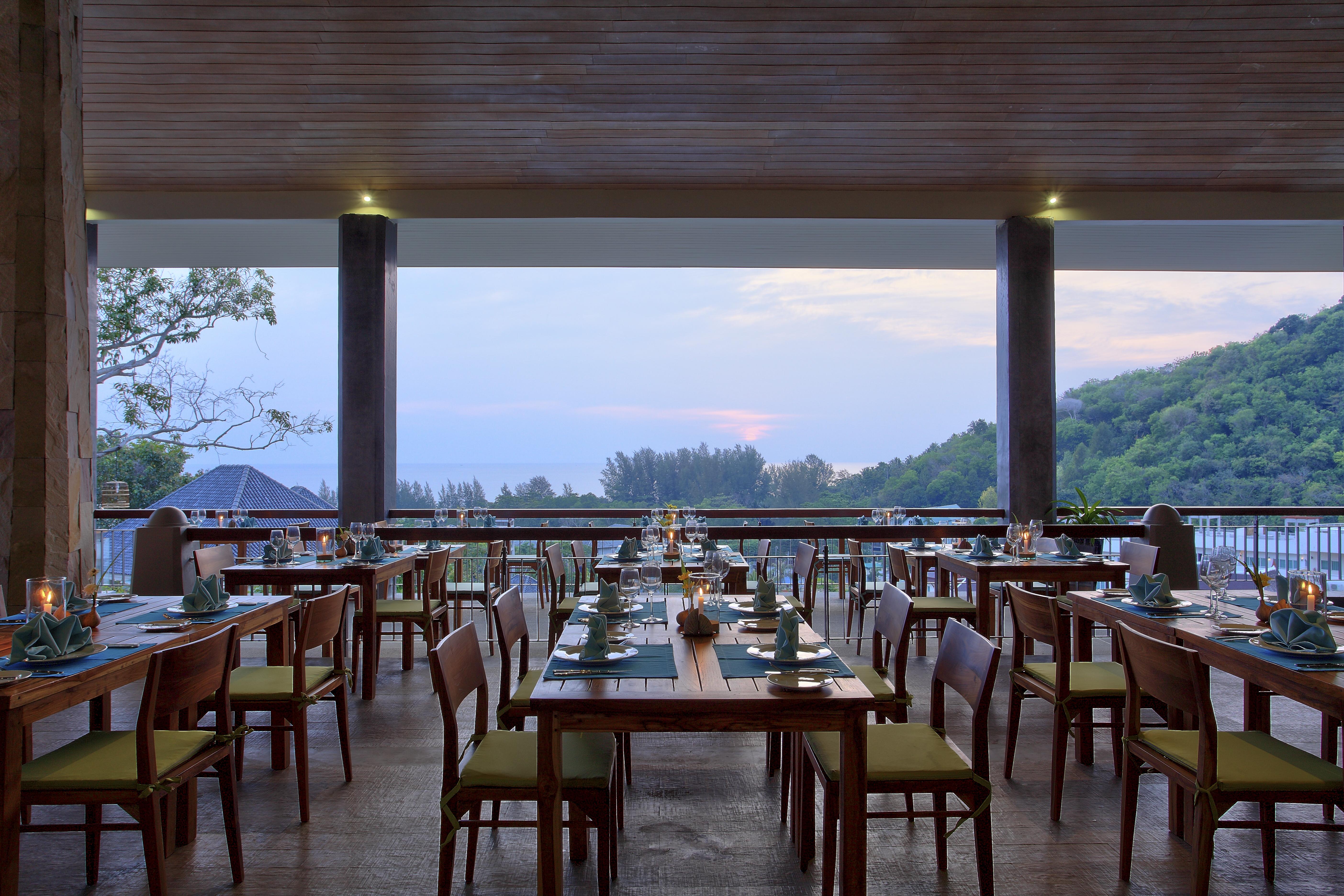 Mandarava Resort And Spa, Karon Beach - Sha Extra Plus Exterior photo